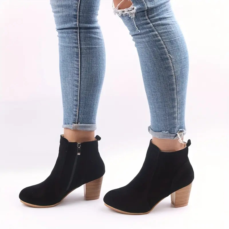 ARALYN™ | Orthopedic Chunky Heel Boot